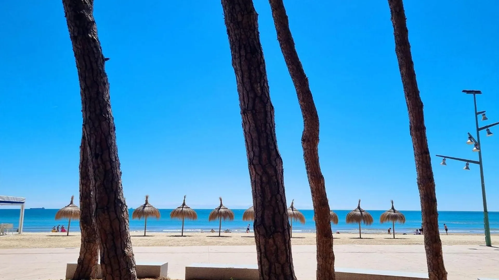 Apartamento APARTBEACH ALTAMIRA Climatizado Vistas Playa y Centrico La Pineda